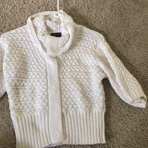 White & Black medium sleeve knit sweater